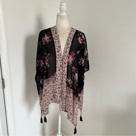 2/$25 Target Xhilarations Floral Print Sheer Kimono - Picture 2 of 5